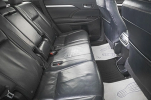 Внедорожник Toyota Highlander 2013 года, 2609000 рублей, Кемерово