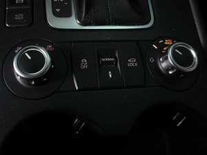Внедорожник Volkswagen Touareg 2013 года, 1999000 рублей, Минеральные Воды