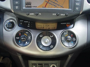 Внедорожник Toyota RAV4 2012 года, 1649000 рублей, Владимир