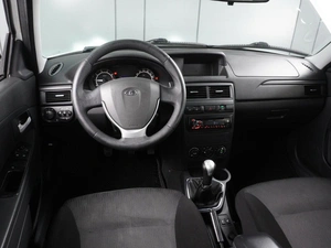 Седан ВАЗ (LADA) Priora 2017 года, 780000 рублей, Красный Пахарь
