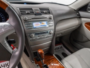 Седан Toyota Camry 2008 года, 950000 рублей, Красноярск