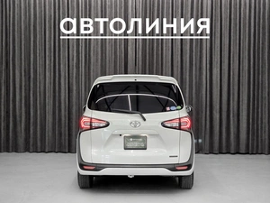Минивэн Toyota Sienta 2019 года, 1430000 рублей, Ачинск