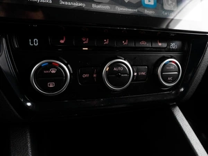 Седан Volkswagen Jetta 2013 года, 1049000 рублей, Тюмень