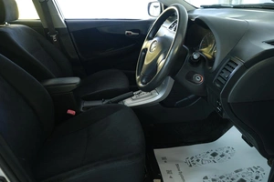 Универсал Toyota Corolla Fielder 2010 года, 1089000 рублей, Омск