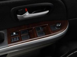 Внедорожник Suzuki Grand Vitara 2006 года, 740444 рублей, Москва