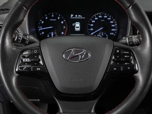 Седан Hyundai Solaris 2020 года, 1579000 рублей, Тюмень