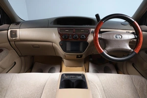 Седан Toyota Vista 2001 года, 579000 рублей, Новосибирск