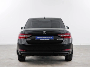 Лифтбек Skoda Superb 2017 года, 2057077 рублей, Москва