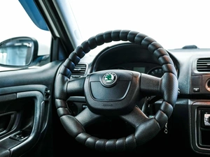 Хетчбэк Skoda Fabia 2012 года, 500000 рублей, Красноярск