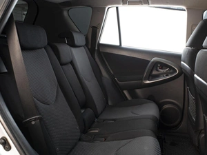 Внедорожник Toyota RAV4 2012 года, 1470000 рублей, Омск
