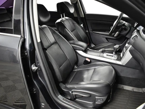 Седан Renault Latitude 2013 года, 1042000 рублей, Казань