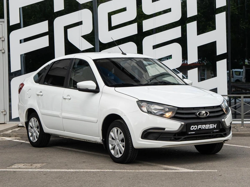 Лифтбек ВАЗ (LADA) Granta 2018 года, 670000 рублей, Волгоград