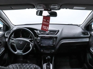 Седан Kia Rio 2016 года, 1080000 рублей, Красноярск