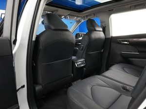 Внедорожник Toyota Highlander 2026 года, 5558888 рублей, Москва