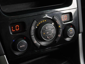 Хетчбэк Peugeot 308 2012 года, 599000 рублей, Воронеж