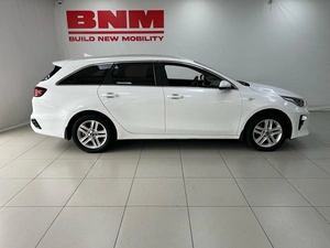 Хэтчбек Kia Ceed 2019 года, 1695000 рублей, Смоленск