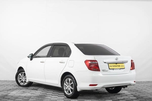 Седан Toyota Corolla Axio 2017 года, 1149000 рублей, Кемерово