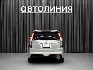 Минивэн Honda Stream 2010 года, 1199000 рублей, Красноярск