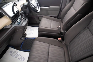Минивэн Honda Freed 2018 года, 1639000 рублей, Оренбург