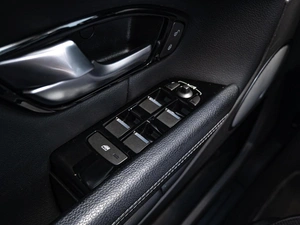 Внедорожник Land Rover Range Rover Evoque 2017 года, 2498000 рублей, Краснодар