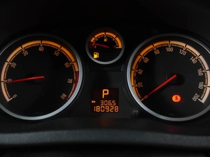 Хетчбэк Opel Corsa 2010 года, 569000 рублей, Воронеж