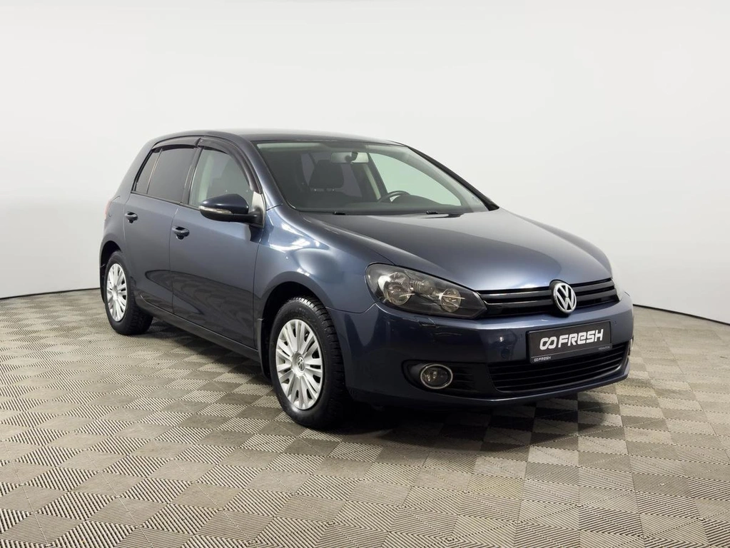 Хетчбэк Volkswagen Golf 2012 года, 973200 рублей, Казань