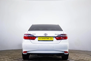 Седан Toyota Camry 2016 года, 2159000 рублей, Пермь