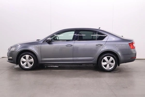 Седан Skoda Octavia 2019 года, 2000000 рублей, Брянск