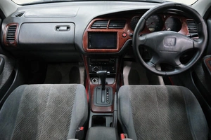 Седан Honda Accord 1998 года, 549000 рублей, Омск