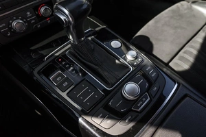 Седан Audi A6 2014 года, 2310000 рублей, Ульяновск