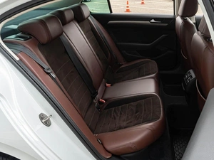 Седан Volkswagen Passat 2016 года, 1885000 рублей, Краснодар