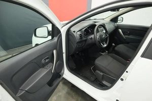 Седан Renault Logan 2019 года, 950000 рублей, Курск