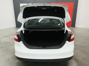Седан Ford Focus 2013 года, 870000 рублей, Курск