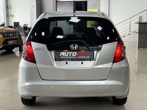 Хетчбэк Honda Fit 2009 года, 647000 рублей, Солонцы