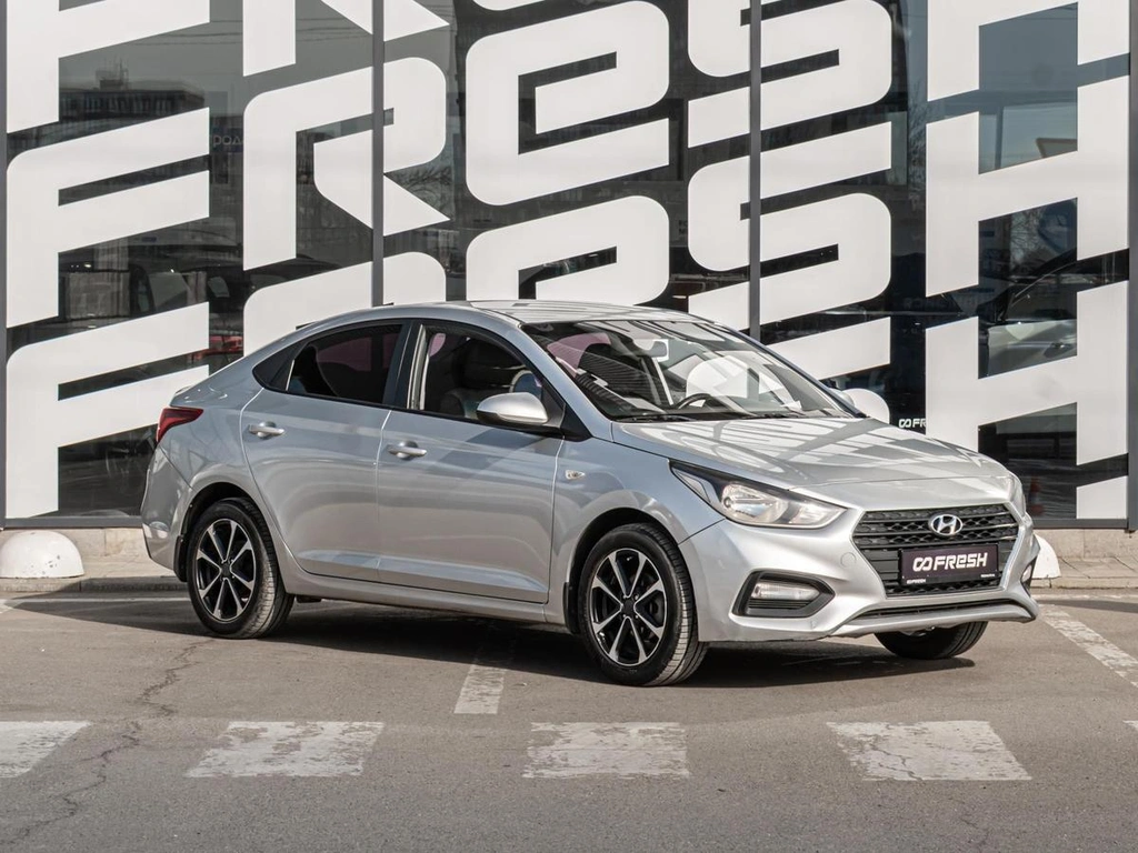 Седан Hyundai Solaris 2017 года, 1260000 рублей, Краснодар