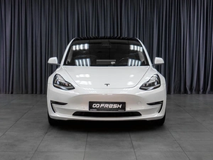 Седан Tesla Model 3 2019 года, 3769000 рублей, Тюмень