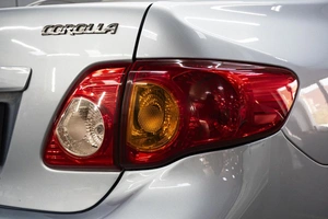 Седан Toyota Corolla 2008 года, 930000 рублей, Омск