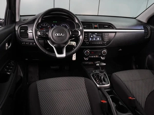 Хетчбэк Kia Rio X-Line 2018 года, 1469000 рублей, Воронеж