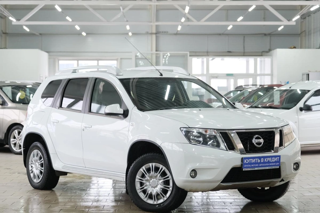 Внедорожник Nissan Terrano 2017 года, 1199000 рублей, Омск