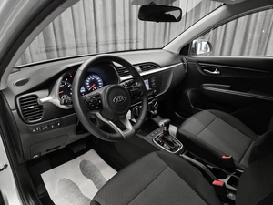 Хетчбэк Kia Rio X 2021 года, 1749000 рублей, Красноярск