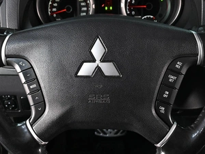 Внедорожник Mitsubishi Pajero 2011 года, 2399000 рублей, Аксай