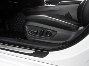 Седан Toyota Camry 2019 года, 2969000 рублей, Тюмень