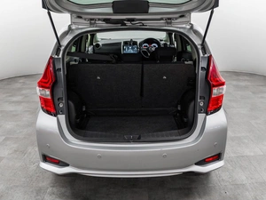 Хетчбэк Nissan Note 2020 года, 1075000 рублей, Красноярск