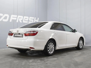 Седан Toyota Camry 2015 года, 1720000 рублей, Омск
