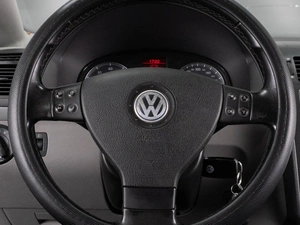 Минивэн Volkswagen Touran 2006 года, 769000 рублей, Тюмень