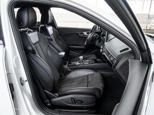 Седан Audi A4 2018 года, 2329000 рублей, Краснодар