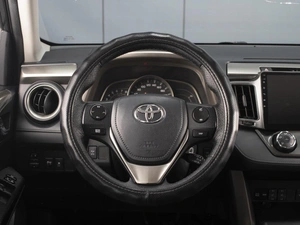 Внедорожник Toyota RAV4 2013 года, 1860000 рублей, Омск