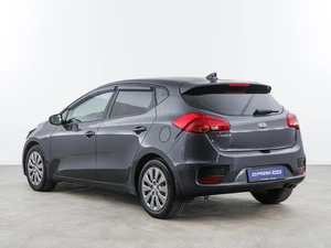 Хетчбэк Kia Ceed 2018 года, 1597077 рублей, Москва