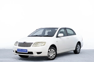 Седан Toyota Corolla 2005 года, 589000 рублей, Барнаул