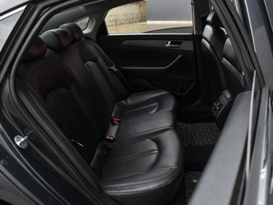 Седан Hyundai Sonata 2018 года, 1820000 рублей, Краснодар